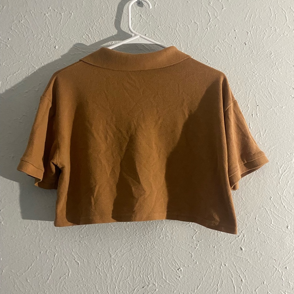 Crop top - Picture 2 of 5